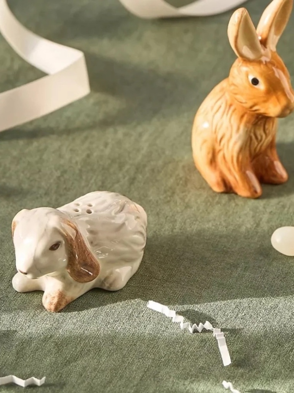 NWT Anthropologie Canterbury Bunny Rabbit Salt and Pepper Shakers
